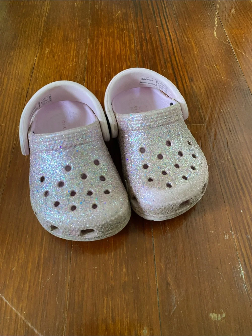 CROCS Girl’s light pink sparkle crocs Size 4